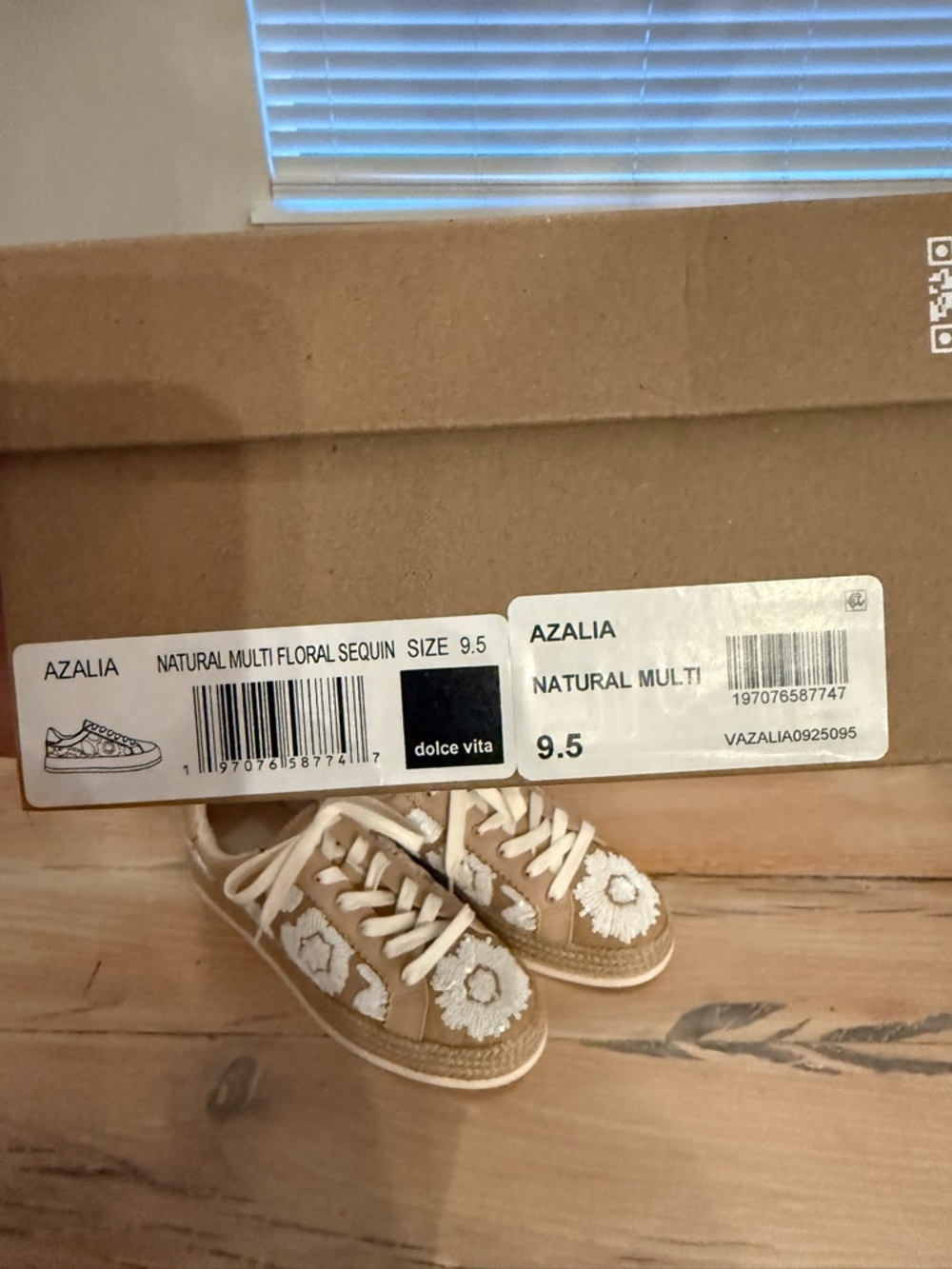 Dolce Vita Beige and White Floral Lace Espadrille Sneaker - Picture 2 of 8